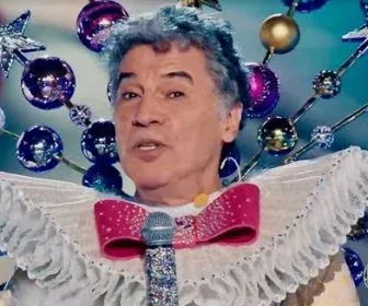 Paulo Betti é o primeiro eliminado do The Masked Singer Brasil