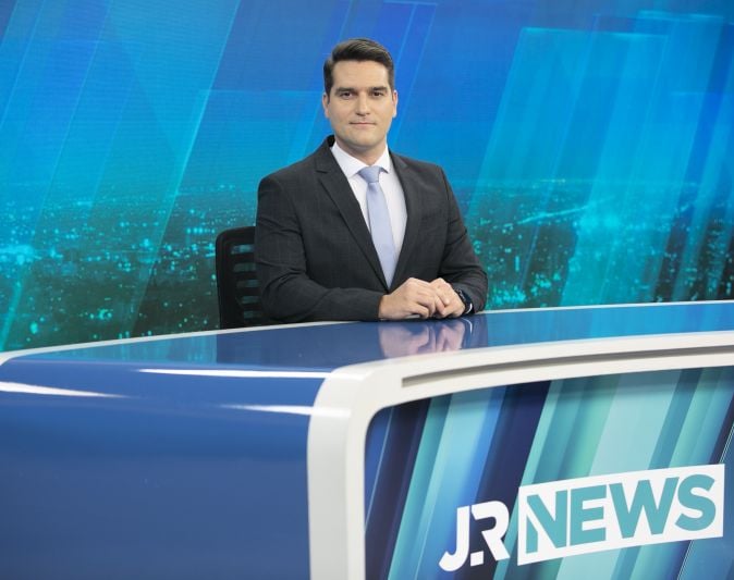 Record News fica na frente de emissora aberta nacional na média mensal em São Paulo