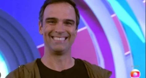 Tadeu Schmidt dá spoiler sobre Big Fone no "BBB 23"