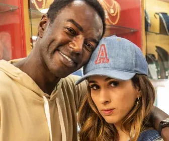 Jonathan Azevedo e Tatá Werneck caracterizados para "Terra e Paixão"