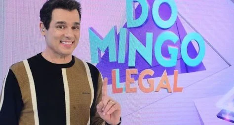 Luís Ricardo e sua família enfrentam a turma do Programa do Ratinho no "Passa ou Repassa"