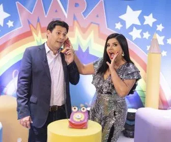 No Domingo Espetacular, Mara Maravilha relembra sua história como apresentadora na Record
