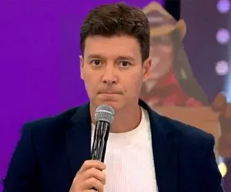 Record TV cobra Rodrigo Faro por melhores resultados de audiência