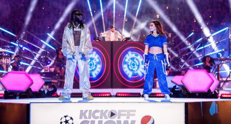 Anitta e Burna Boy fazem apresentação épica no show de abertura PEPSI® na final da UEFA Champions League 202