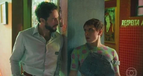 "Terra e Paixão" atinge novo recorde de audiência, mas tem público de "Vai na Fé"