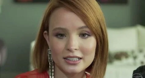 Larissa Manoela deixa a TV Globo para aceitar propostas do streaming