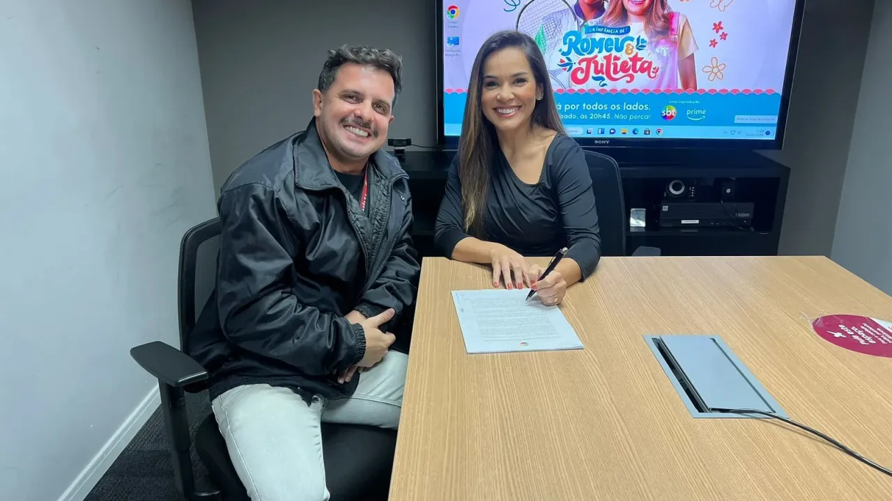 Isabele Benito renova seu contrato com o SBT por mais dois anos