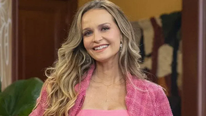 Fernanda Rodrigues formará par com Douglas Silva em "Fuzuê"