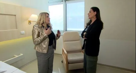 Domingo Espetacular: Simony abre o jogo sobre reta final do tratamento em entrevista à Carolina Ferraz