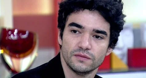 Caio Blat confirma saída da TV Globo e acerto com a HBO Max