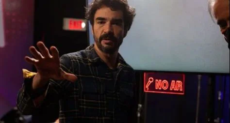 Conheça o perfil do personagem de Caio Blat em "Beleza Fatal", telessérie da HBO Max