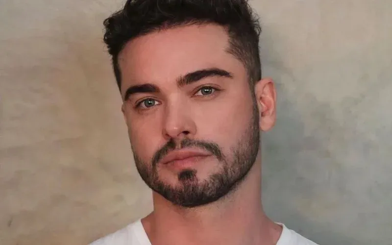 Sidney Sampaio segue confirmado em "A Fazenda 15"