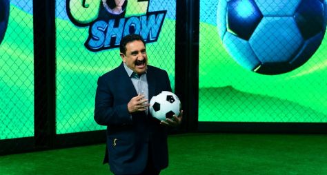 Ex-árbitro Oscar Roberto Godói e humorista Cris Pereira vão ao “Gol Show” no “Programa do Ratinho”