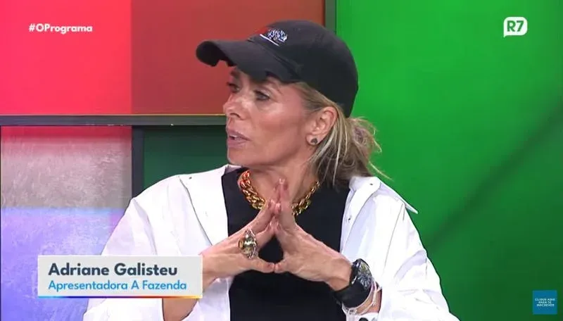 Especial A Fazenda 15: Adriane Galisteu e Rodrigo Carelli contam muitas novidades do reality
