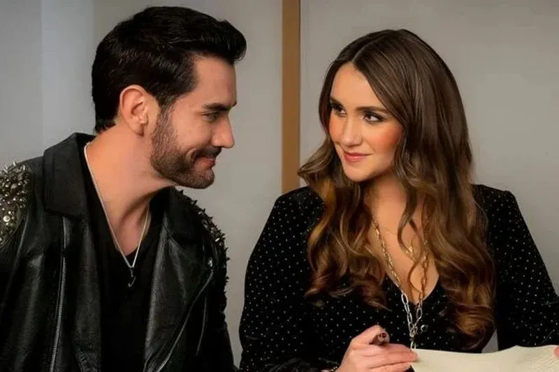 Dulce María protagoniza "Penso em Ti", novela mexicana que estreia com exclusividade no Globoplay