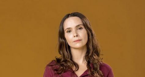 Débora Falabella encerra sua participação em "Terra e Paixão"