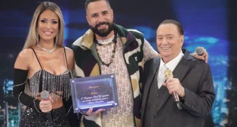 “Programa Raul Gil” deste sábado terá homenagem a Latino e Marlei Cevada no ‘Pra Quem Você Tira o Chapéu’