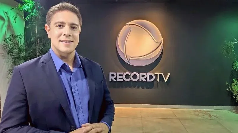 Marcus Marinho assume o comando do "RJ no Ar"