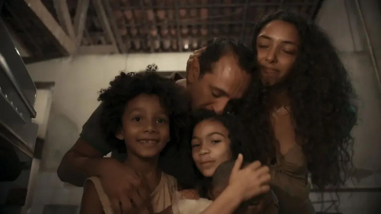 Irandhir Santos dará vida a um dos personagens mais populares de "Renascer"