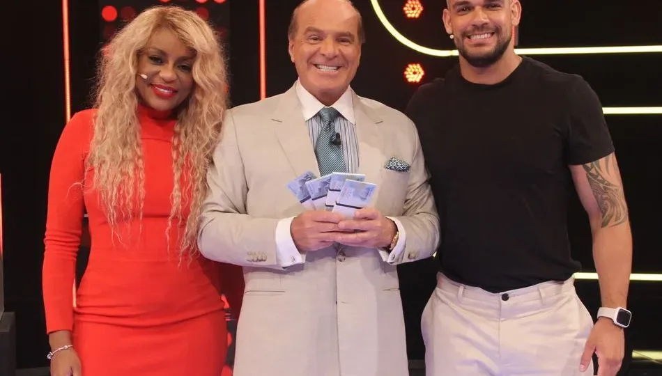 Cariúcha e Caique Aguiar participam do "Mega Senha Power"