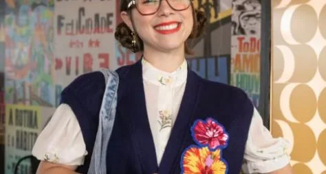 Daphne Bozaski é Lupita, uma doce e sonhadora guatemalteca em "Família é Tudo"