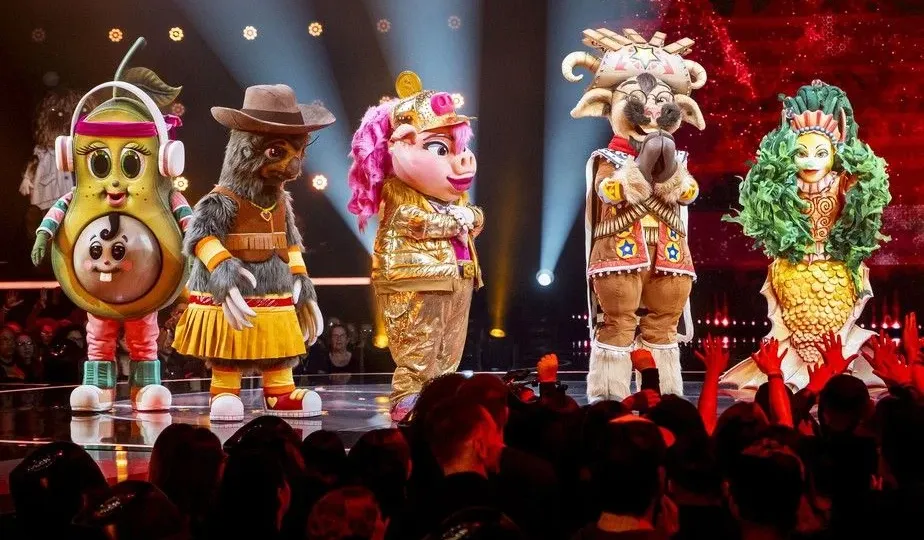 Gloria Groove é a jurada convidada no "The Masked Singer"