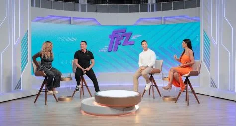 "Fofocalizando" estreia em novo horário, nova identidade visual e com bomba de Léo Dias