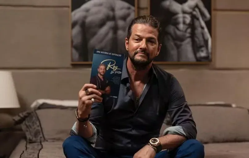 Marcelo Serrado como Dr. Rog