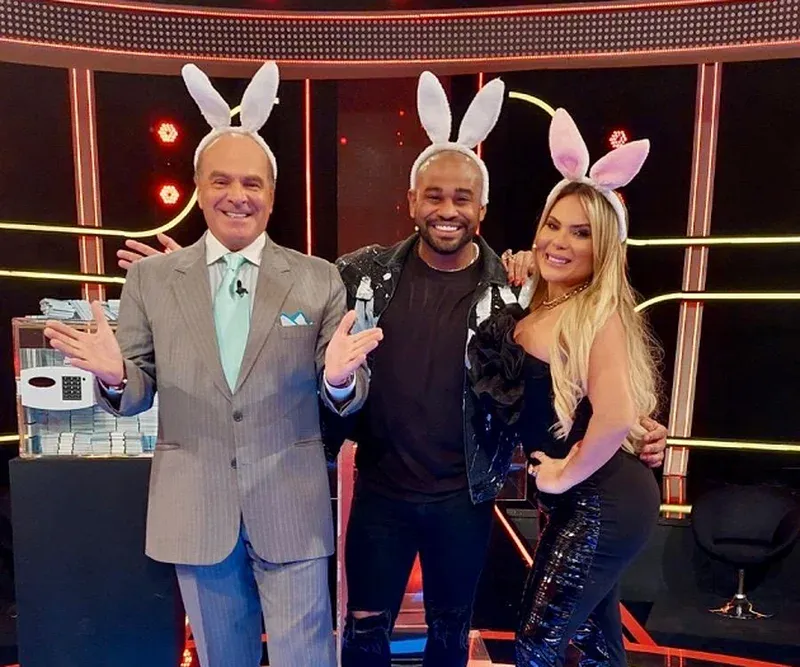 Kally Fonseca e Cézar Black são os convidados do "Mega Senha Power" especial de Páscoa