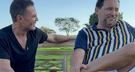 "Geral do Povo": Eduardo Costa abre as portas de sua fazenda para Geraldo Luís