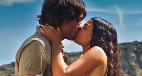 No Rancho Fundo: Quinota e Artur se beijam pela primeira vez