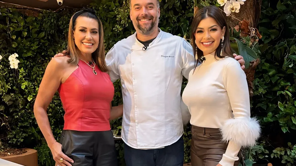TV Aparecida: Amanda Françozo vai a São Paulo para um bate-papo com Solange Frazão