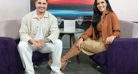 Daniela Albuquerque entrevista Lucas Souza no "Sensacional"