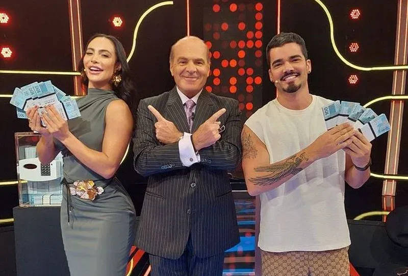 Aline Mineiro e Fábio Gontijo são os convidados do "Mega Senha Power"