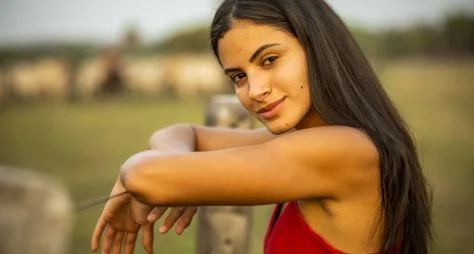 Leticia Salles fará participação em "No Rancho Fundo"