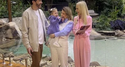 Viih Tube e Eliezer participam do penúltimo Programa Eliana