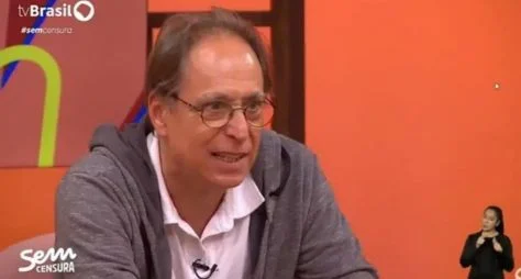 "A Rede Globo está acabando, infelizmente", reflete Pedro Cardoso