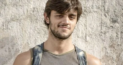 Após longa trajetória na Globo, Felipe Simas fará sua estreia na dramaturgia da Record