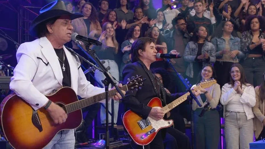 "Altas Horas" comemora 24 anos no ar homenageando Chitãozinho & Xororó