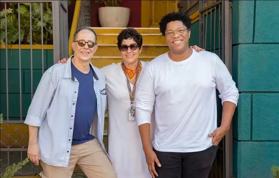 Duca Rachid, Júlio Fischer e Elisio Lopes Jr. tiveram uma nova sinopse de novela aprovada para o horário das seis