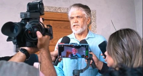 "Estranho Amor": Jackson Antunes e filho participam de série policial do AXN