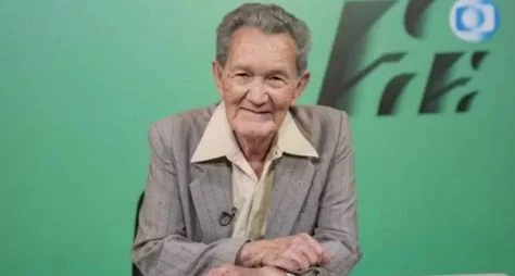 Morre Léo Batista, um ícone do jornalismo esportivo brasileiro, aos 92 anos
