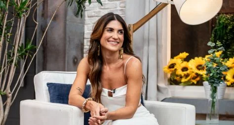 Conheça Pâmela Lucciola, a jornalista baiana que conquista seu espaço na TV brasileira
