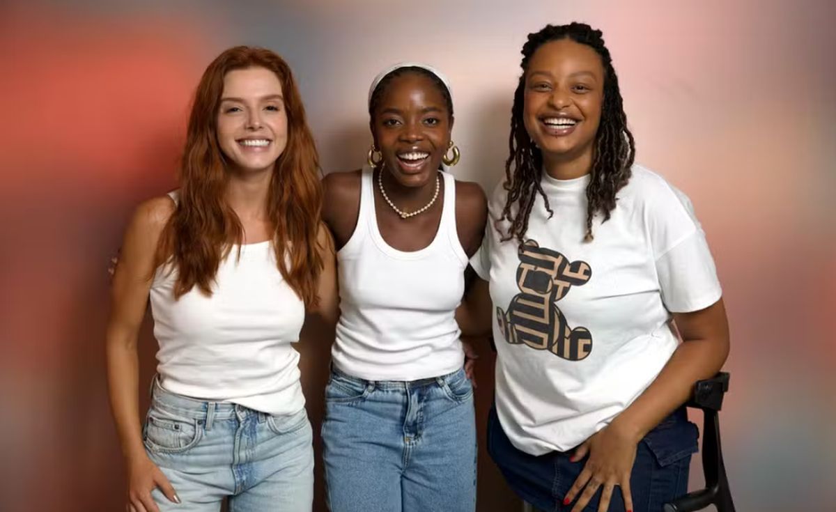 Giovanna Lancellotti, Clara Moneke e Haonê Thinar. Foto: TV Globo/Manoella Mello