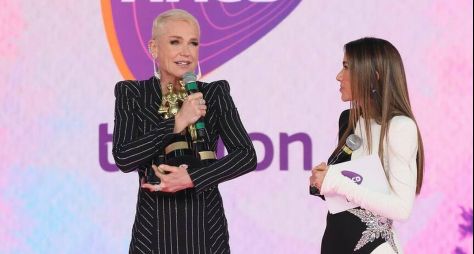 SBT quer produzir homenagem à Xuxa no Programa Silvio Santos