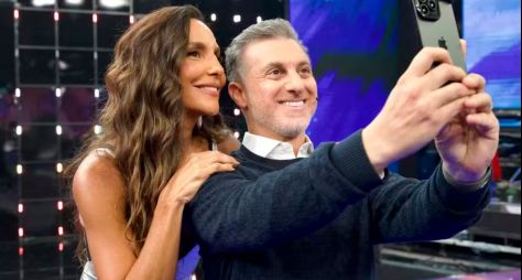 Ivete Sangalo comanda a folia no "Domingão com Huck"