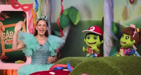 Silvia Abravanel entra no clima do Carnaval no “Sábado Animado” desta semana