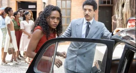 Garota do Momento: Beatriz é acusada de roubar joia de patrocinador