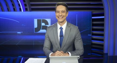 Sérgio Aguiar assume oficialmente a apresentação do Jornal da Record