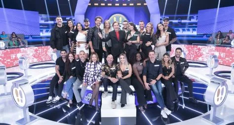 Episódio especial do "Acerte ou Caia!" reúne os novos apresentadores do reality "Power Couple Brasil"
